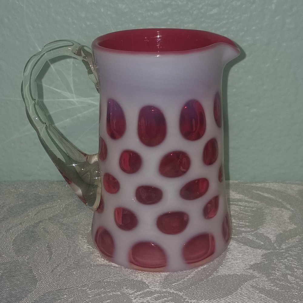 Adorable Vintage Fenton Cranberry Opalescent Coin Spot Creamer Pitcher - Picture 3 of 6